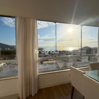 Cobertura com 176m², 3 quartos (sendo 1 suíte), 2 garagens, no bairro Itacorubi em Florianópolis
