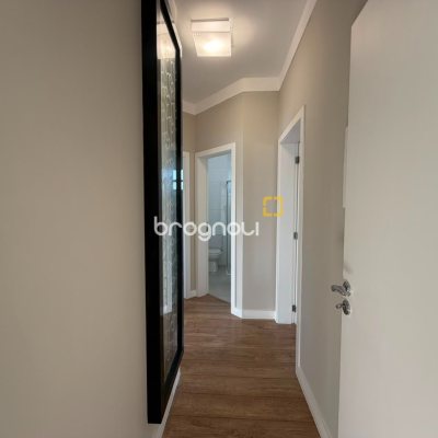 Cobertura com 176m², 3 quartos (sendo 1 suíte), 2 garagens, no bairro Itacorubi em Florianópolis