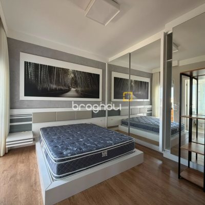 Cobertura com 176m², 3 quartos (sendo 1 suíte), 2 garagens, no bairro Itacorubi em Florianópolis