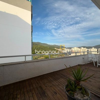 Cobertura com 176m², 3 quartos (sendo 1 suíte), 2 garagens, no bairro Itacorubi em Florianópolis