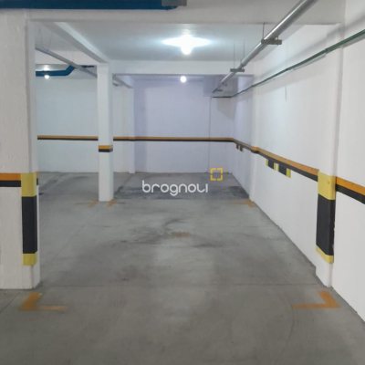 Cobertura com 176m², 3 quartos (sendo 1 suíte), 2 garagens, no bairro Itacorubi em Florianópolis