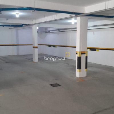 Cobertura com 176m², 3 quartos (sendo 1 suíte), 2 garagens, no bairro Itacorubi em Florianópolis