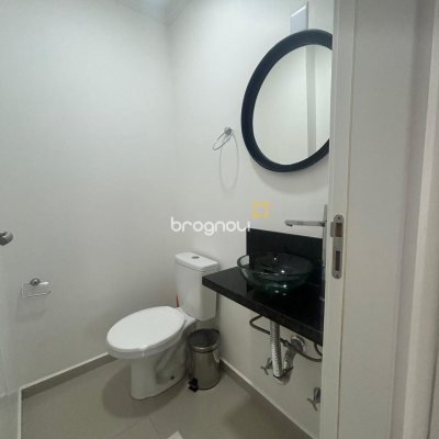 Apartamento com 71m², 2 quartos (sendo 1 suíte), 1 garagem, no bairro Ingleses em Florianópolis