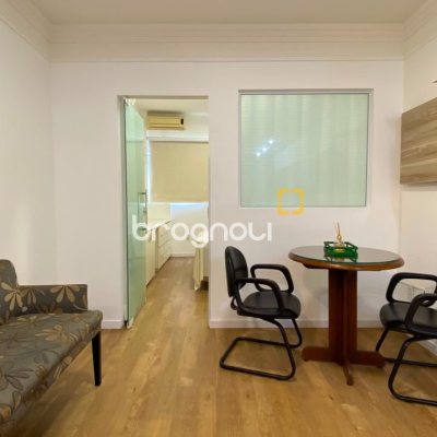 Apartamento com 34m², 1 quarto, no bairro Centro em Florianópolis