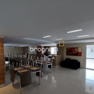 Apartamento com 84m², 3 quartos (sendo 1 suíte), 2 garagens, no bairro Estreito em Florianópolis