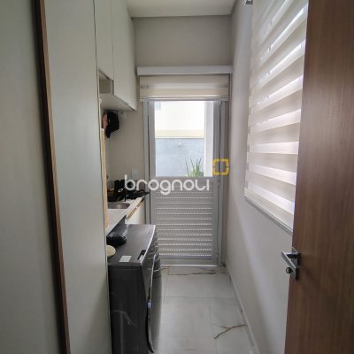 Casa com 205m², 3 quartos (sendo 3 suítes), 2 garagens, no bairro Ingleses em Florianópolis
