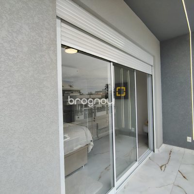 Casa com 205m², 3 quartos (sendo 3 suítes), 2 garagens, no bairro Ingleses em Florianópolis