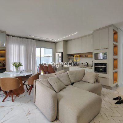 Casa com 205m², 3 quartos (sendo 3 suítes), 2 garagens, no bairro Ingleses em Florianópolis