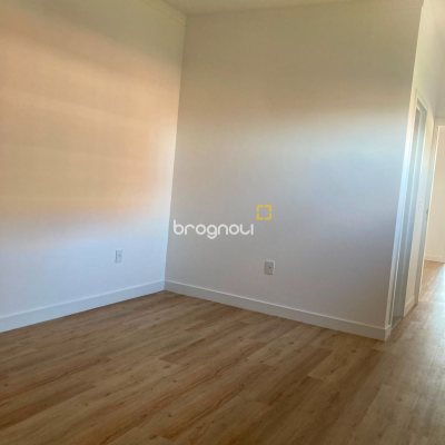 Casa com 163m², 3 quartos (sendo 3 suítes), 1 garagem, no bairro Campeche em Florianópolis