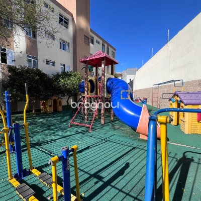 Apartamento com 41m², 2 quartos, 1 garagem, no bairro Campinas em São José