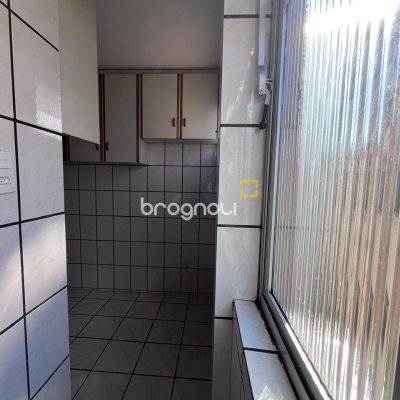 Apartamento com 41m², 2 quartos, 1 garagem, no bairro Campinas em São José