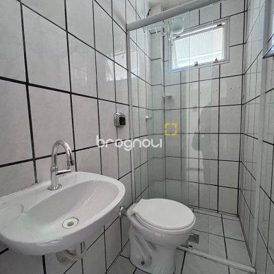 Apartamento com 41m², 2 quartos, 1 garagem, no bairro Campinas em São José