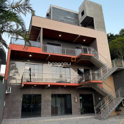 Sala com 55m², no bairro Ingleses em Florianópolis