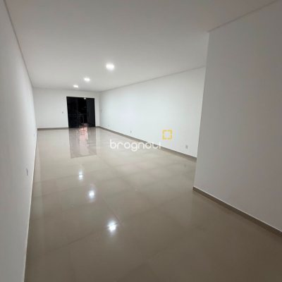 Sala com 55m², no bairro Ingleses em Florianópolis