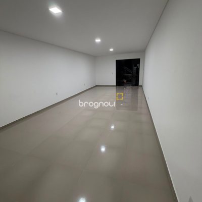 Sala com 55m², no bairro Ingleses em Florianópolis