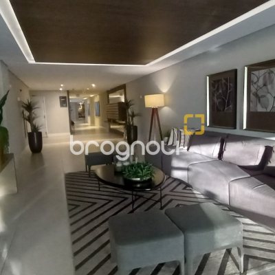 Apartamento com 68m², 2 quartos (sendo 1 suíte), 2 garagens, no bairro Itacorubi em Florianópolis