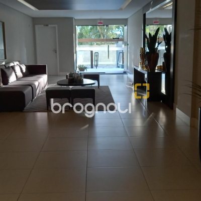 Apartamento com 68m², 2 quartos (sendo 1 suíte), 2 garagens, no bairro Itacorubi em Florianópolis