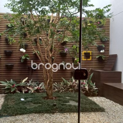 Apartamento com 68m², 2 quartos (sendo 1 suíte), 2 garagens, no bairro Itacorubi em Florianópolis