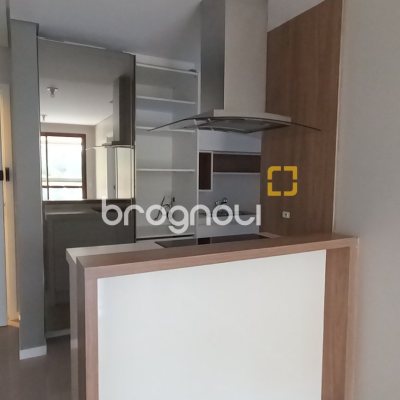 Apartamento com 68m², 2 quartos (sendo 1 suíte), 2 garagens, no bairro Itacorubi em Florianópolis