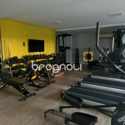 Apartamento com 68m², 2 quartos (sendo 1 suíte), 2 garagens, no bairro Itacorubi em Florianópolis