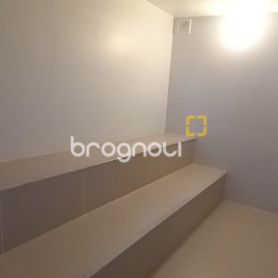 Apartamento com 68m², 2 quartos (sendo 1 suíte), 2 garagens, no bairro Itacorubi em Florianópolis