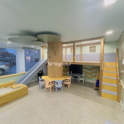 Apartamento com 68m², 2 quartos (sendo 1 suíte), 1 garagem, no bairro Capoeiras em Florianópolis