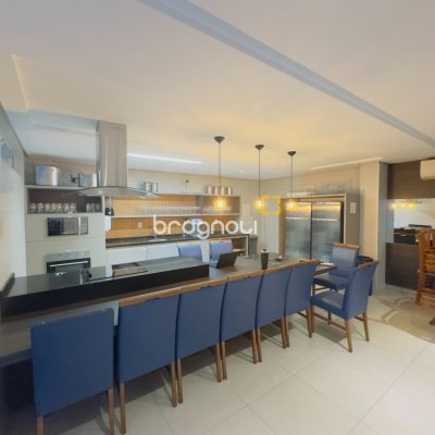 Apartamento com 68m², 2 quartos (sendo 1 suíte), 1 garagem, no bairro Capoeiras em Florianópolis