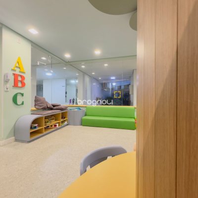 Apartamento com 68m², 2 quartos (sendo 1 suíte), 1 garagem, no bairro Capoeiras em Florianópolis