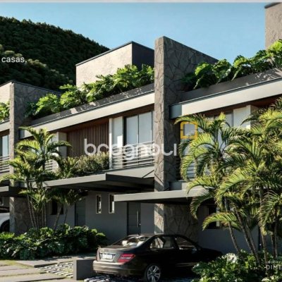 Casa com 145m², 2 quartos (sendo 2 suítes), 2 garagens, no bairro Lagoa da Conceição em Florianópolis