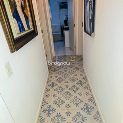 Cobertura com 131m², 2 quartos (sendo 1 suíte), 2 garagens, no bairro Centro em Florianópolis