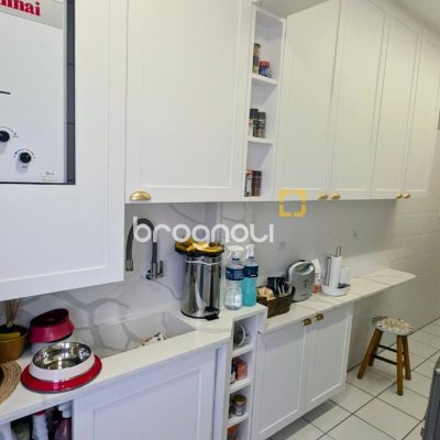 Cobertura com 131m², 2 quartos (sendo 1 suíte), 2 garagens, no bairro Centro em Florianópolis