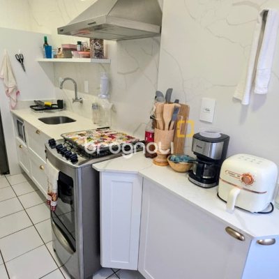 Cobertura com 131m², 2 quartos (sendo 1 suíte), 2 garagens, no bairro Centro em Florianópolis