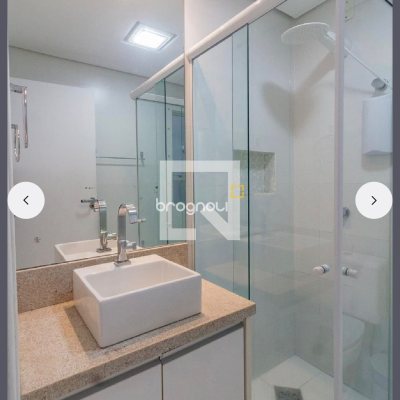Apartamento com 64m², 2 quartos (sendo 1 suíte), 1 garagem, no bairro Estreito em Florianópolis
