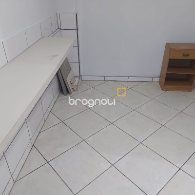 Casa com 109m², 4 quartos (sendo 2 suítes), 1 garagem, no bairro Agronômica em Florianópolis