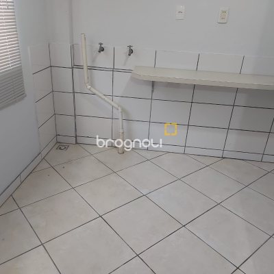 Casa com 109m², 4 quartos (sendo 2 suítes), 1 garagem, no bairro Agronômica em Florianópolis