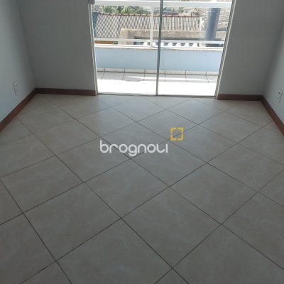 Casa com 109m², 4 quartos (sendo 2 suítes), 1 garagem, no bairro Agronômica em Florianópolis