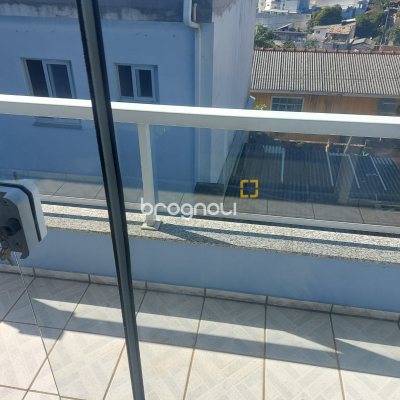 Casa com 109m², 4 quartos (sendo 2 suítes), 1 garagem, no bairro Agronômica em Florianópolis