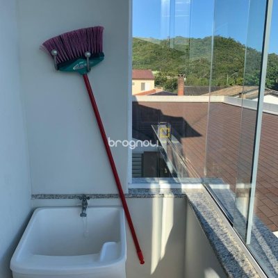 Pousada / Hotel com 260m², 5 quartos (sendo 5 suítes), 5 garagens, no bairro Daniela em Florianópolis