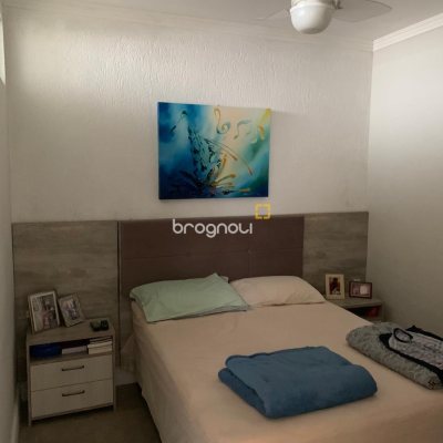 Pousada / Hotel com 260m², 5 quartos (sendo 5 suítes), 5 garagens, no bairro Daniela em Florianópolis