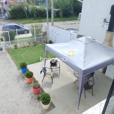 Pousada / Hotel com 260m², 5 quartos (sendo 5 suítes), 5 garagens, no bairro Daniela em Florianópolis