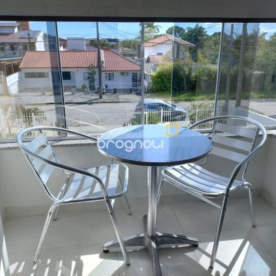 Pousada / Hotel com 260m², 5 quartos (sendo 5 suítes), 5 garagens, no bairro Daniela em Florianópolis