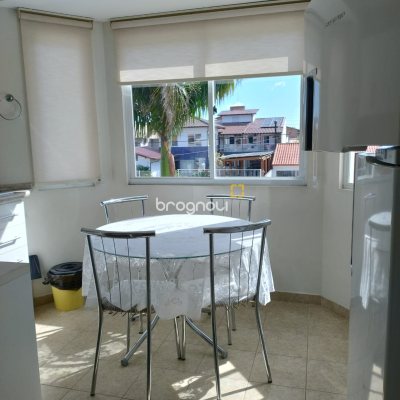 Pousada / Hotel com 260m², 5 quartos (sendo 5 suítes), 5 garagens, no bairro Daniela em Florianópolis