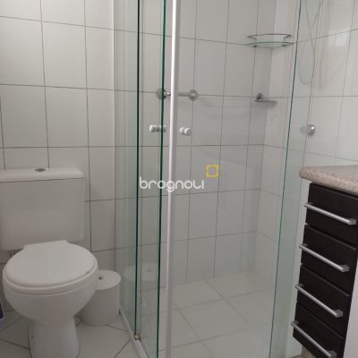 Pousada / Hotel com 260m², 5 quartos (sendo 5 suítes), 5 garagens, no bairro Daniela em Florianópolis