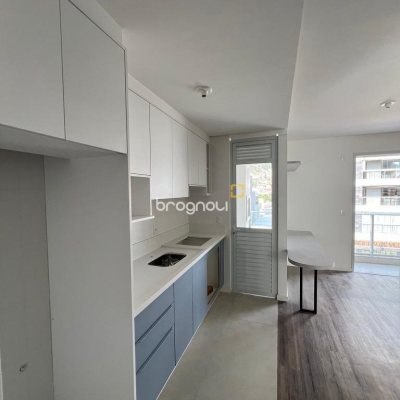 Studio com 39m², 1 quarto, 1 garagem, no bairro Centro em Florianópolis