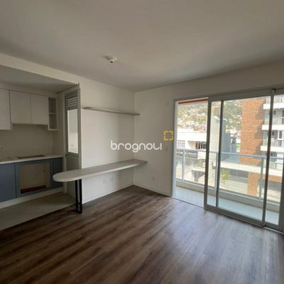 Studio com 39m², 1 quarto, 1 garagem, no bairro Centro em Florianópolis