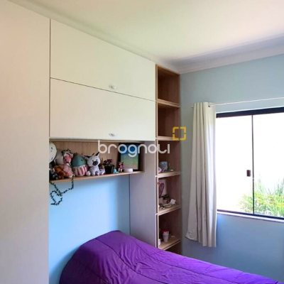 Apartamento com 70m², 2 quartos (sendo 1 suíte), 1 garagem, no bairro Ribeirão da Ilha em Florianópolis