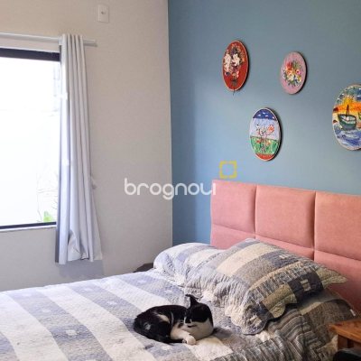 Apartamento com 70m², 2 quartos (sendo 1 suíte), 1 garagem, no bairro Ribeirão da Ilha em Florianópolis
