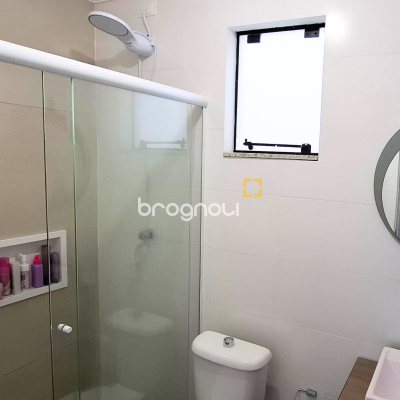 Apartamento com 70m², 2 quartos (sendo 1 suíte), 1 garagem, no bairro Ribeirão da Ilha em Florianópolis