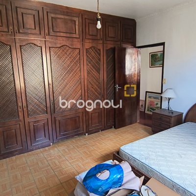 Casa com 200m², 3 quartos (sendo 1 suíte), 3 garagens, no bairro Jardim Atlântico em Florianópolis