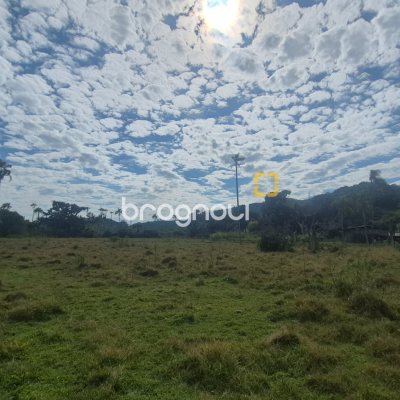 Terreno, no bairro Ratones em Florianópolis